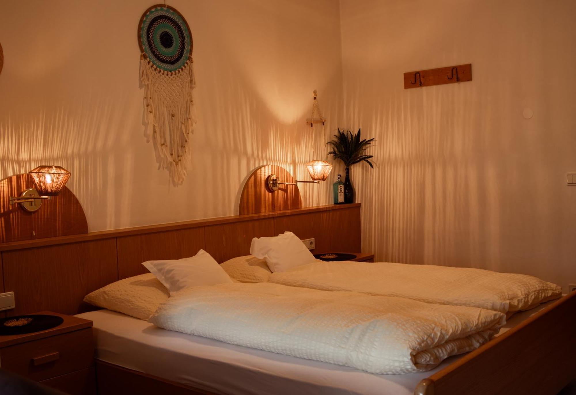 Garni Unterwegguetl Bed & Breakfast Naturns Luaran gambar
