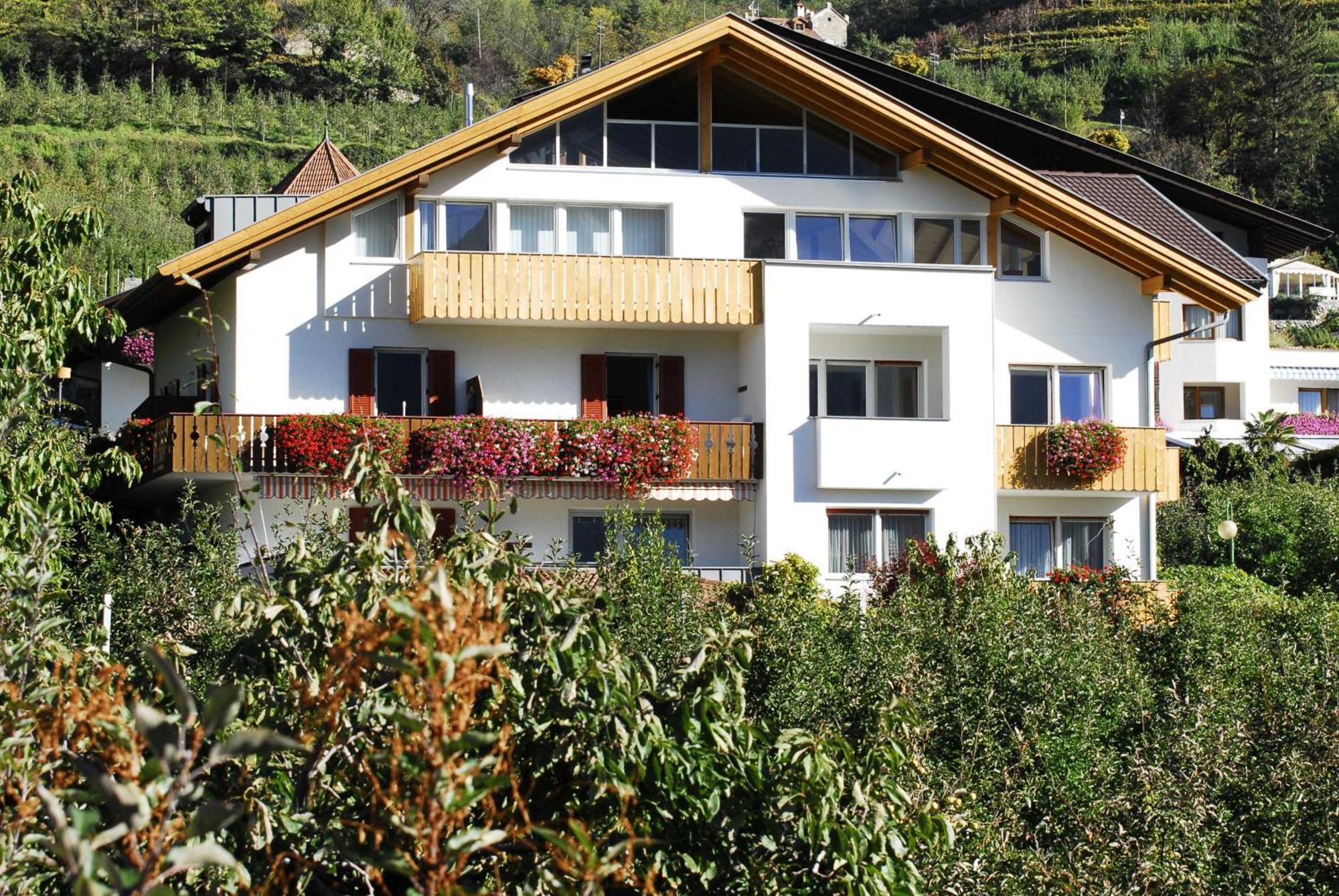 Garni Unterwegguetl Bed & Breakfast Naturns Luaran gambar